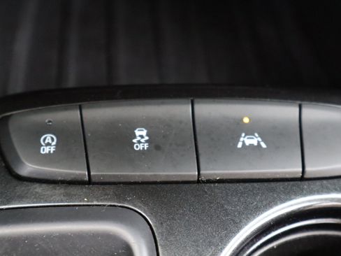 Used 2023 Chevrolet TrailBlazer LT image 23