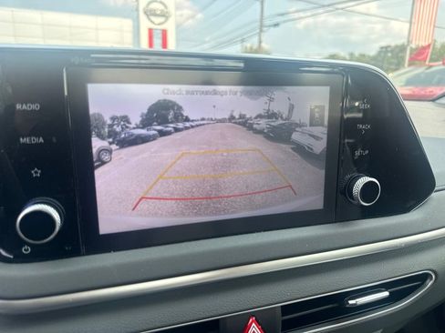 Used 2023 Hyundai Sonata SE FWD image 11