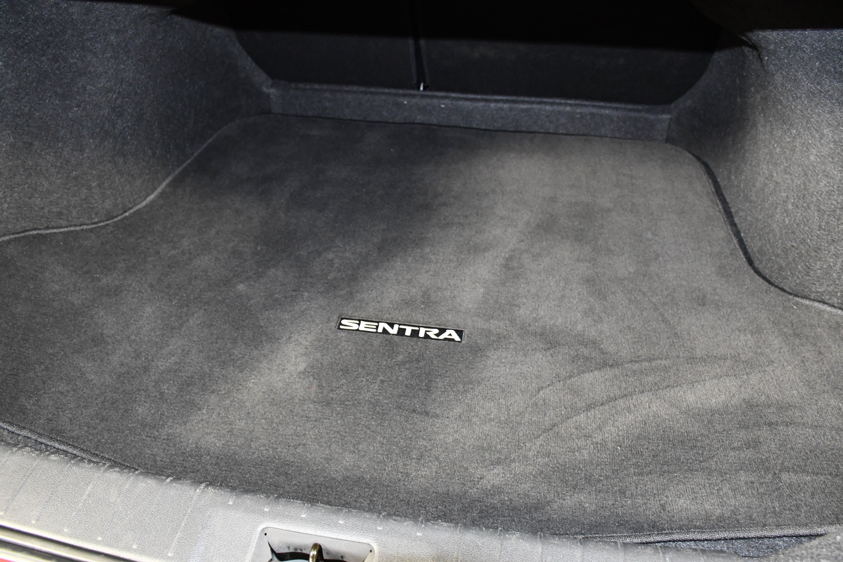 Used 2024 Nissan Sentra SV FWD image 46