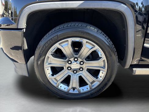 Used 2017 GMC Sierra 1500 Denali w/ Denali Ultimate Package image 24