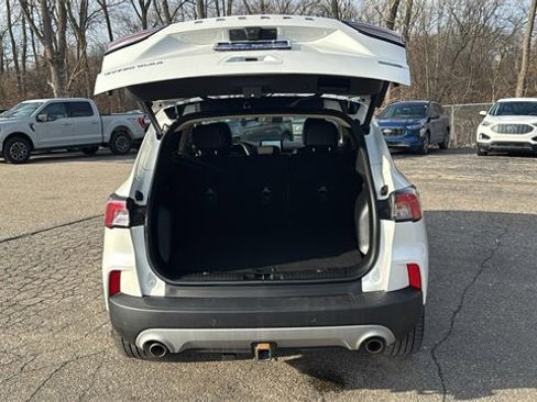 Certified 2020 Ford Escape Titanium w/ Titanium Premium Package 2.0 image 30