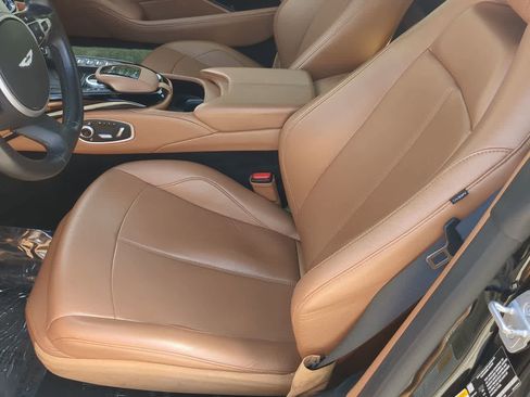 Used 2020 Aston Martin V8 Vantage Coupe image 15