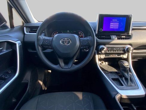 Certified 2024 Toyota RAV4 XLE FWD image 5