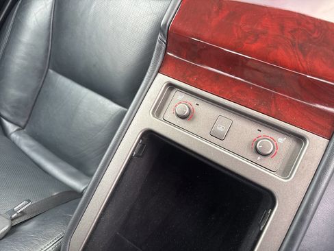 Used 2011 Lexus LS 460 AWD w/ Comfort Pkg image 17