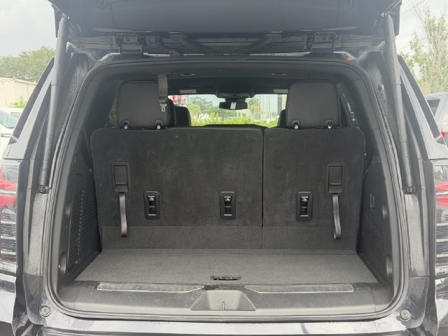 Used 2025 Chevrolet Tahoe Z71 AWD/4WD image 12