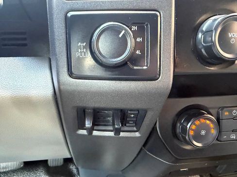 Used 2022 Ford F250 XL w/ Power Equipment Group AWD/4WD image 20