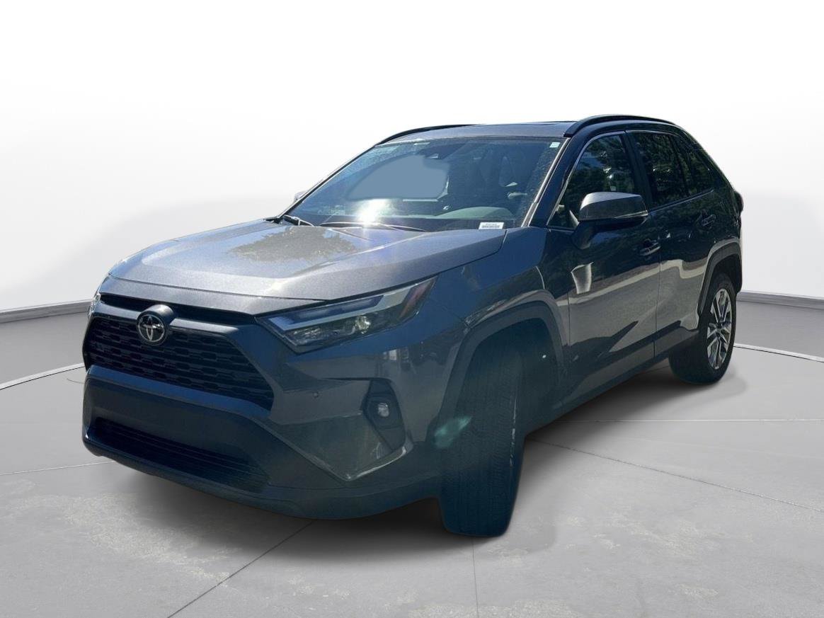 Used 2025 Toyota RAV4 XLE Premium w/ Weather Package FWD image 2
