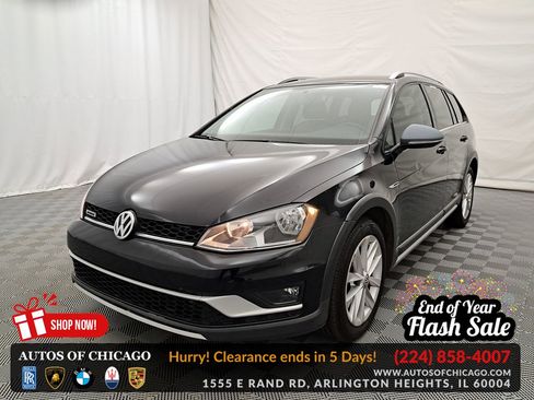 Used 2017 Volkswagen Golf Alltrack S image 1