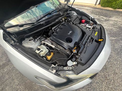 Used 2017 Nissan Maxima 3.5 SL FWD image 41