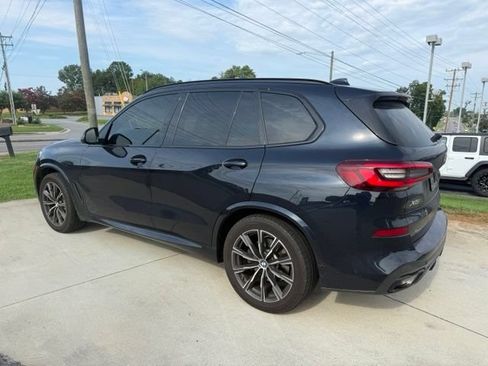 Used 2021 BMW X5 xDrive40i w/ M Sport Package AWD/4WD image 8