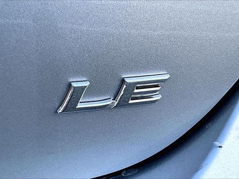 Used 2024 Toyota Camry LE image 9