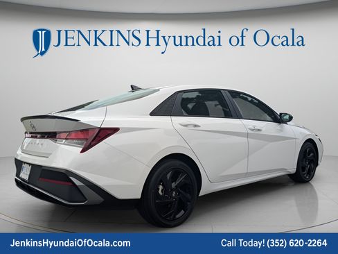 New 2026 Hyundai Elantra SEL Sport FWD image 3