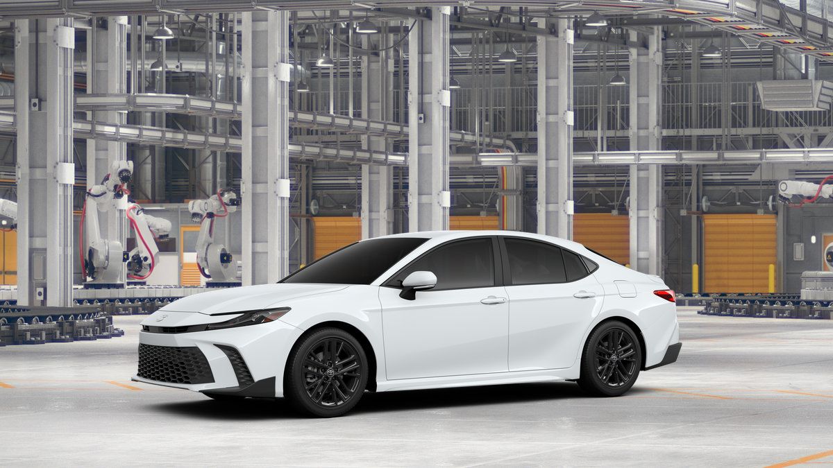 New 2026 Toyota Camry SE FWD image 4