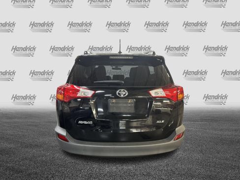 Used 2015 Toyota RAV4 XLE FWD image 10