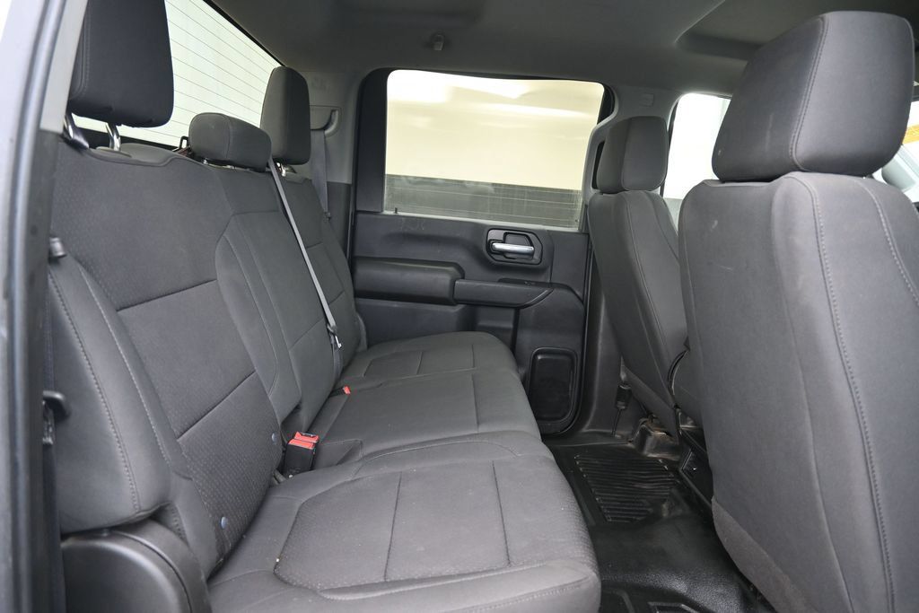 Used 2021 GMC Sierra 3500 4x4 Crew Cab w/ Convenience Package image 13
