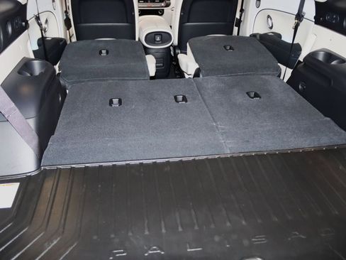 Used 2026 Hyundai Palisade Calligraphy image 15