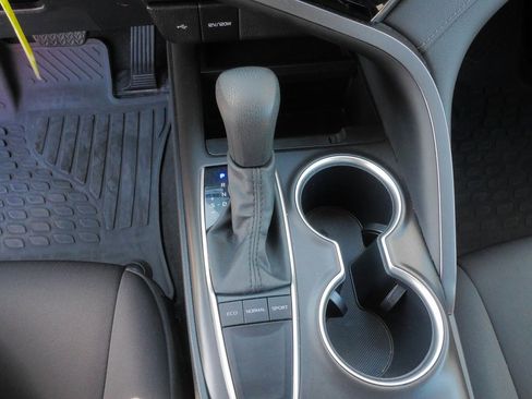 Used 2024 Toyota Camry LE image 24