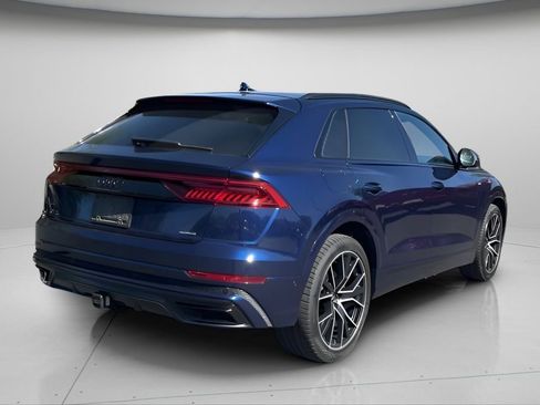 Used 2021 Audi Q8 Prestige w/ Prestige Package AWD/4WD image 4