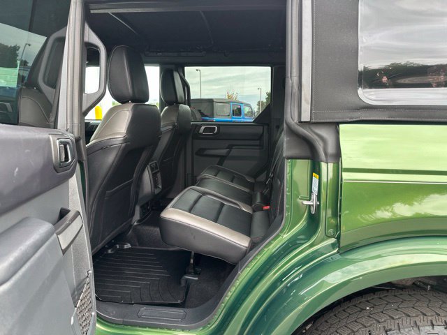 Used 2025 Ford Bronco Outer Banks AWD/4WD image 15