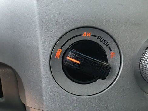 Used 2008 Toyota Tundra 4x4 Double Cab image 11