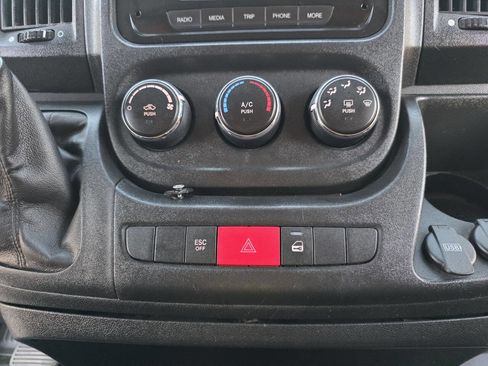 Used 2021 RAM ProMaster 2500 image 17