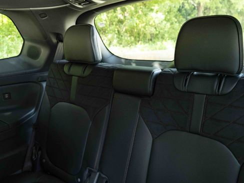 Used 2026 Honda Pilot Black Edition image 19
