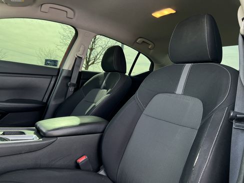 Used 2021 Nissan Sentra SV image 24