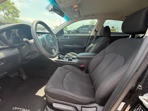 Used 2017 Kia Optima LX FWD image 10