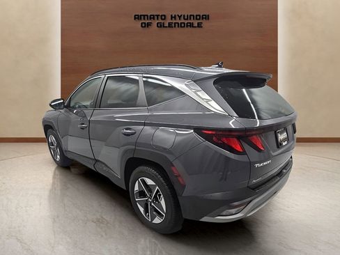 Certified 2025 Hyundai Tucson SEL AWD/4WD image 4