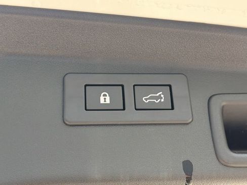 Certified 2026 Subaru Outback Premium AWD/4WD image 13