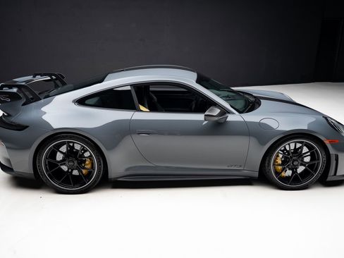 Used 2026 Porsche 911 GT3 RWD image 38