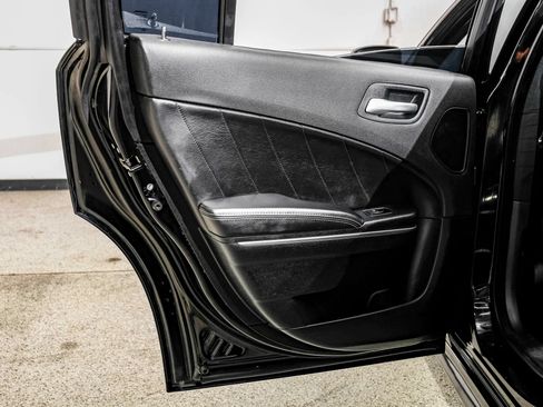 Used 2016 Dodge Charger SRT w/ Harman/Kardon Audio Group RWD image 54
