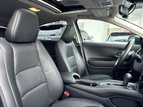 Used 2021 Honda HR-V EX-L image 29