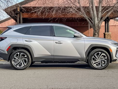 New 2026 Hyundai Tucson Limited image 3