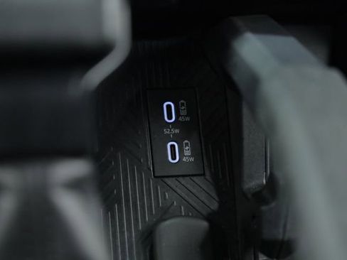 Used 2024 Toyota Tacoma SR5 image 21