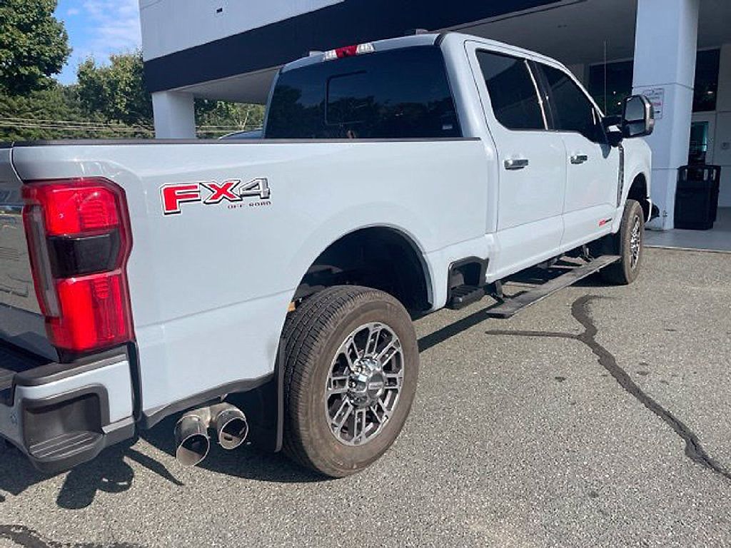 Used 2024 Ford F350 Limited w/ FX4 Off-Road Package AWD/4WD image 3