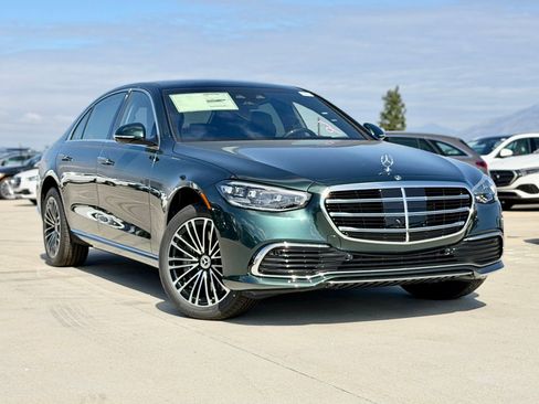 New 2026 Mercedes-Benz S 580 4MATIC Sedan image 2