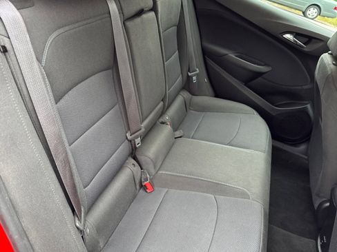 Used 2017 Chevrolet Cruze LT w/ Convenience Package image 15