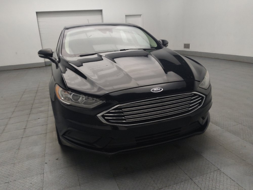 Used 2018 Ford Fusion SE FWD image 14