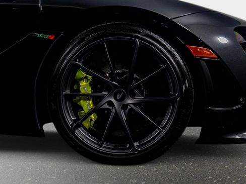 Used 2024 McLaren 750S Spider image 13