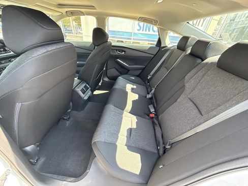 New 2025 Honda Accord SE image 9