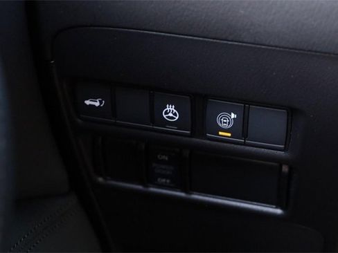 Certified 2024 Nissan Armada SL w/ Midnight Edition Package image 24