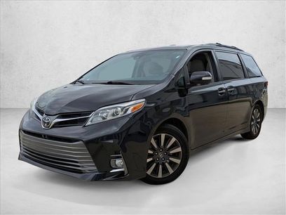 Certified 2019 Toyota Sienna Limited Premium
