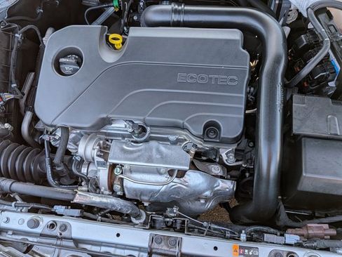 Used 2024 Chevrolet Malibu LT FWD image 22