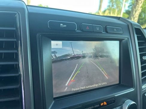 Used 2020 Ford Expedition XLT w/ Equipment Group 202A RWD image 11