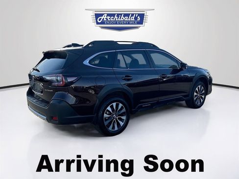 Used 2025 Subaru Outback Limited image 5