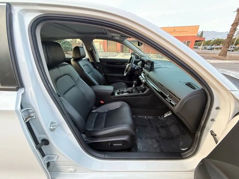 Used 2024 Honda Civic Touring image 15