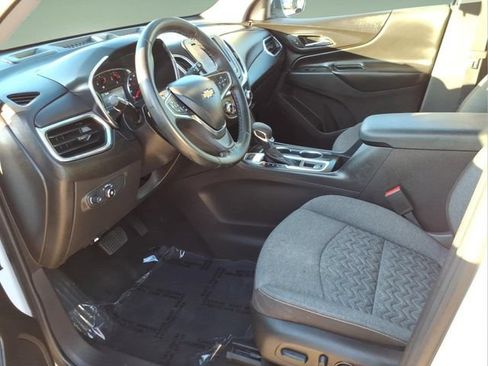 Used 2024 Chevrolet Equinox LT AWD/4WD image 11