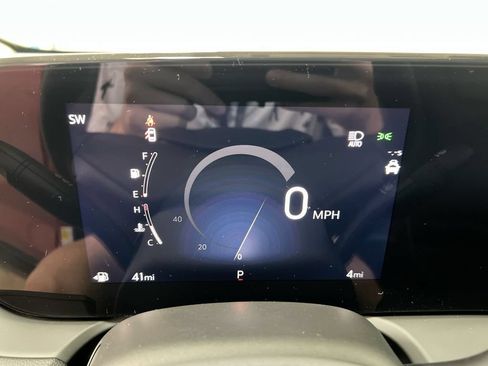 Used 2024 Buick Encore GX Sport Touring w/ Comfort Package FWD image 11