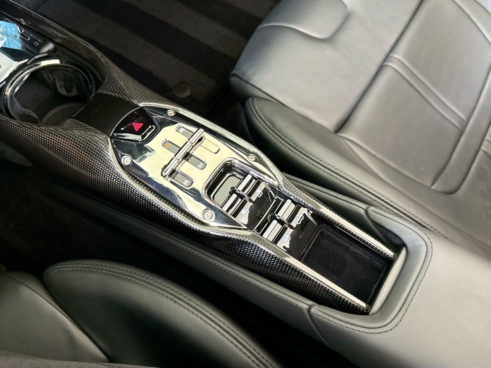 Used 2022 Ferrari SF90 Spider AWD/4WD image 21